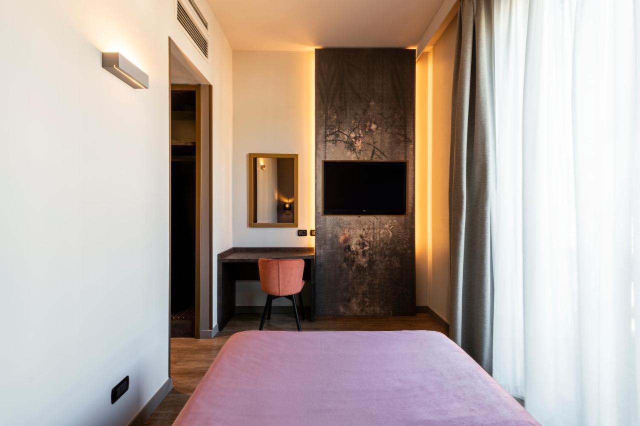 Mokinba Hotels King Milano Esterno foto
