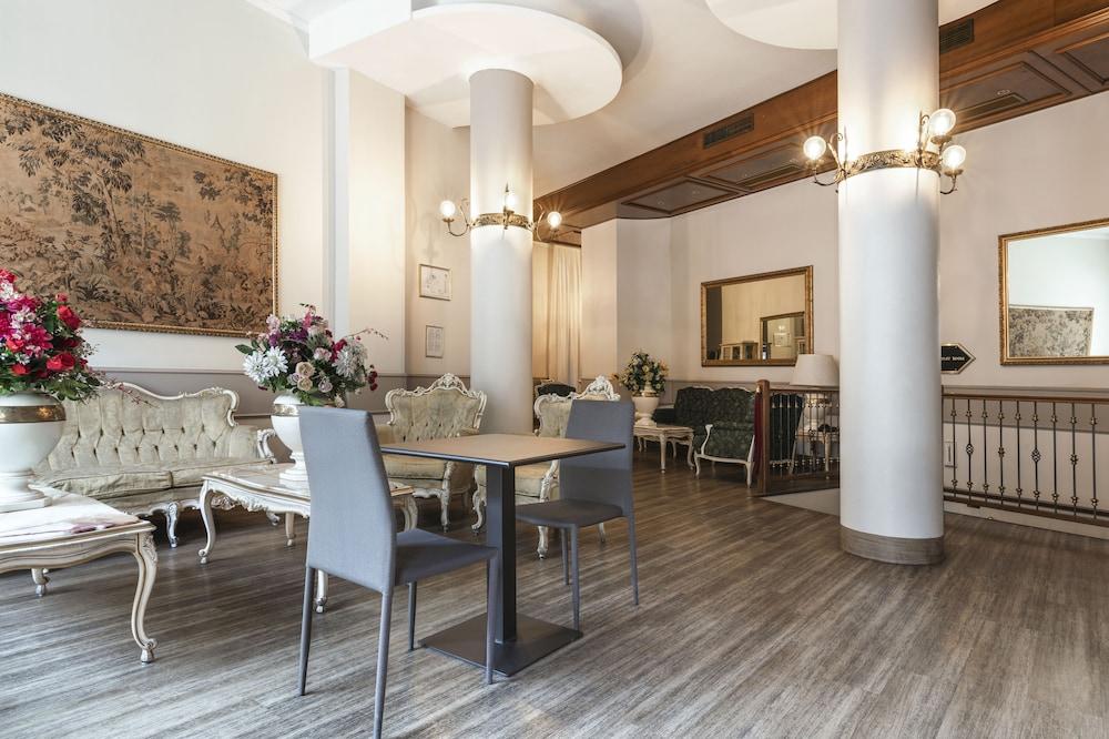 Mokinba Hotels King Milano Esterno foto